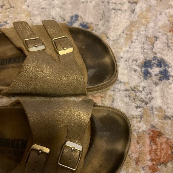 Women's 4 EU 35 Birkenstock Vaduz Metallic Gold Sandals Birko-flor Buckles Flat - Picture 11 of 16